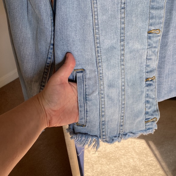 ~ KanCan Los Angeles women’s jean jacket ~ - Picture 5 of 11